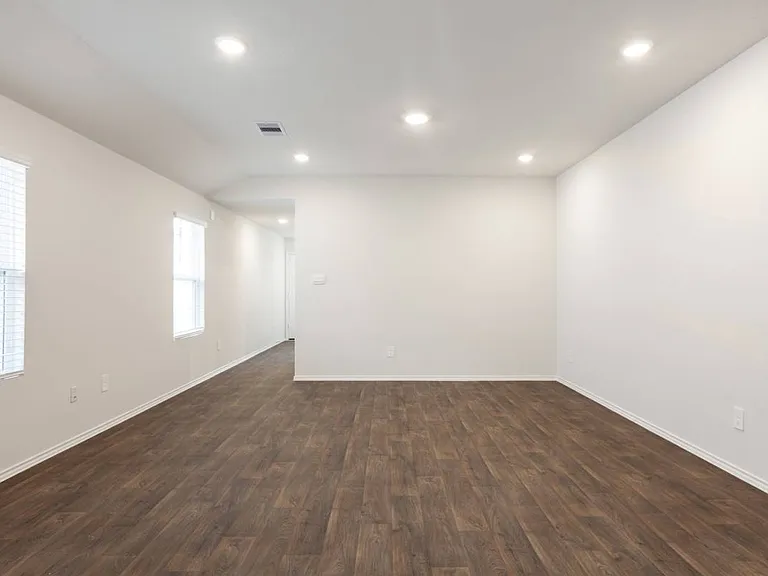 128 Granary Dr — Photo 7