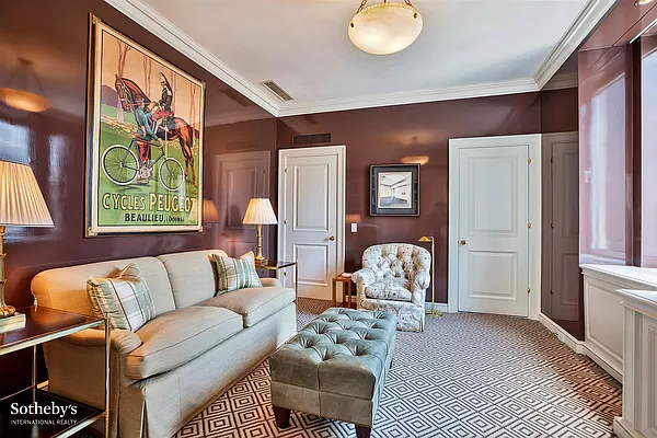 Sold by Sotheby's International Realty | media 4