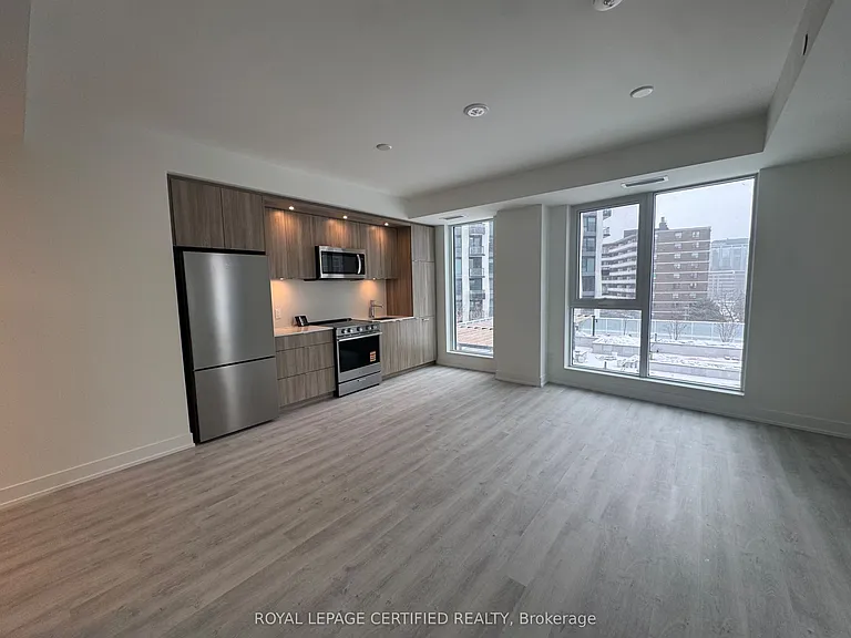 25 Cordova Ave #605 — Photo 8