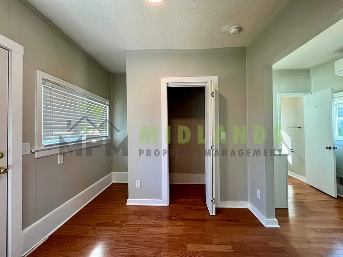 2326 Stark St #B — Photo 17