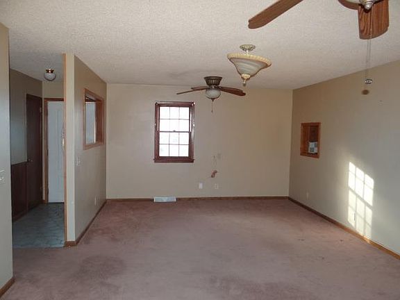 5th image of 2115 S 50th St