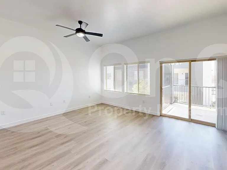 9160 N 67th Ave #212 — Photo 6