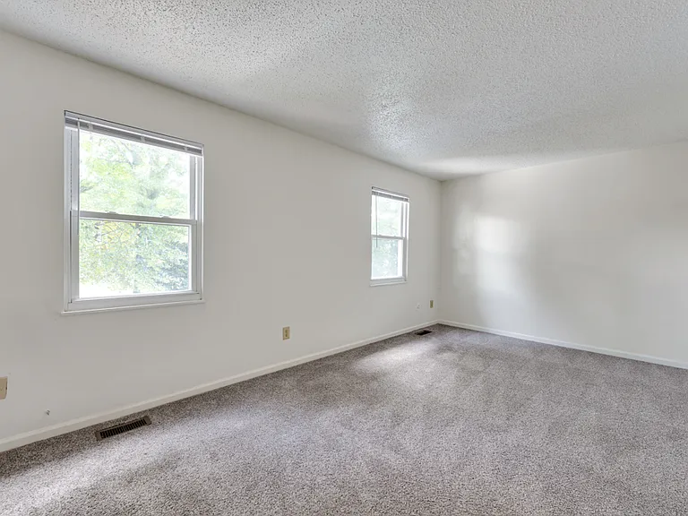 1132 Clear Springs Rd — Photo 25