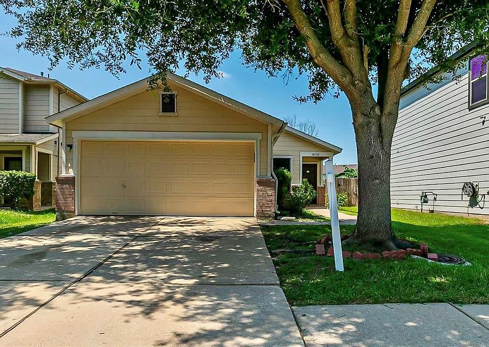1st image of 8530 Village Hollow Ln