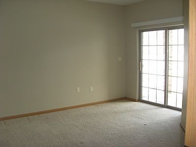 5th image of 15858 Larimore Plz APT 89