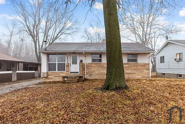 3 bed, 927 sqft, $1,700 — Photo 2