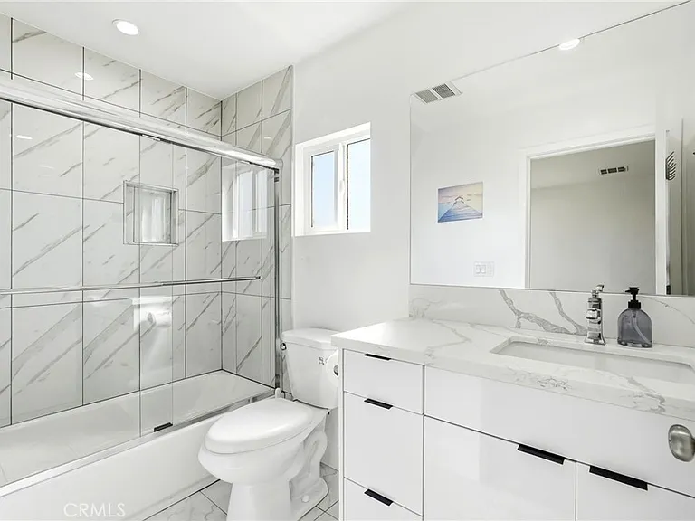 4455 Colfax Ave — Photo 9