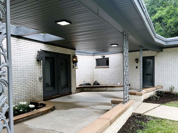 2 Timber Ridge St, Streator, IL 61364