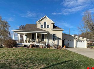 634 E Walnut St, West Point, NE 68788