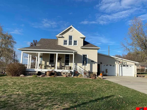 634 E Walnut St, West Point, NE 68788