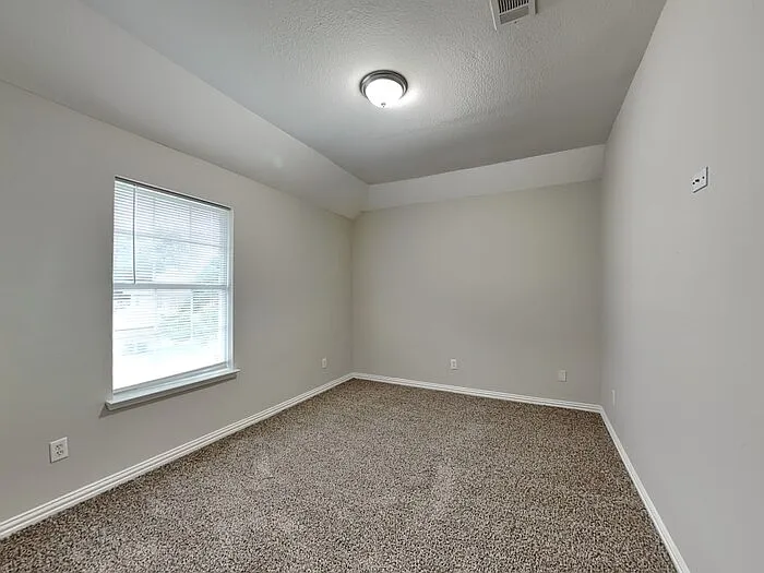 2208 Rodney Ln — Photo 13