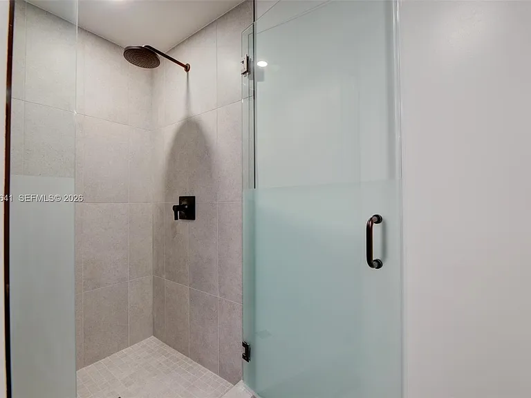 121 NE 5th St #3103 — Photo 23