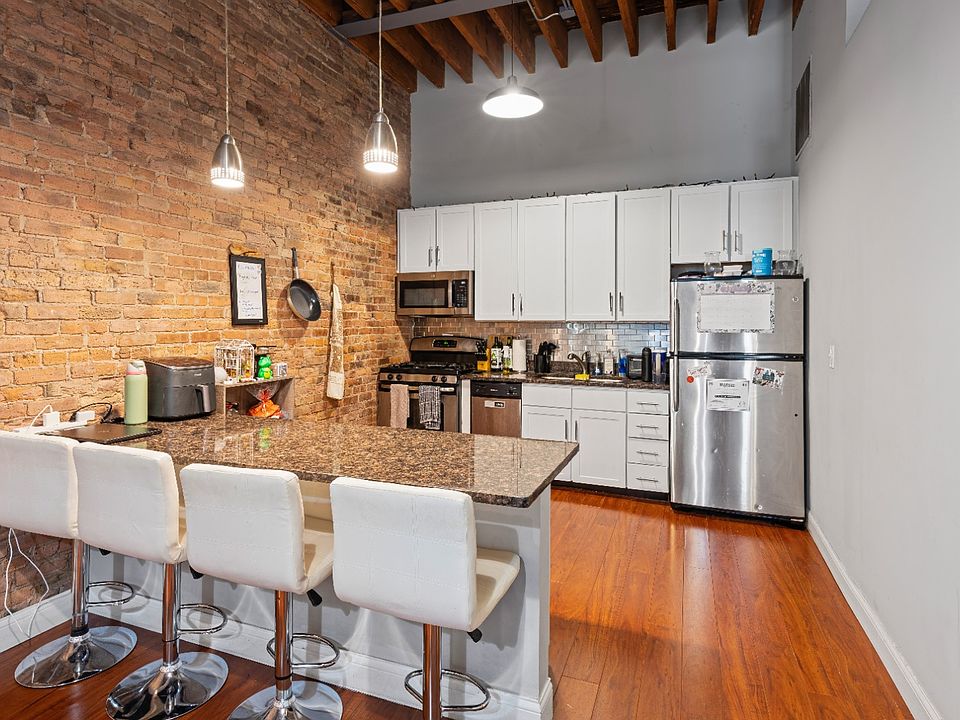 1st image of 359 W Chicago Ave APT 2S