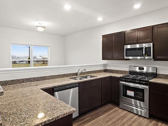 5th image of 2750 W 83rd Ave