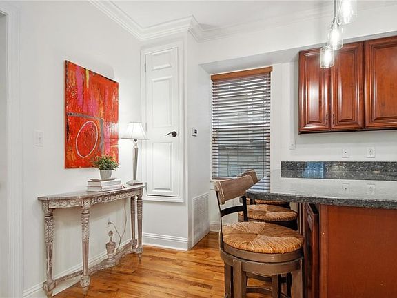 4th image of 2827 Palmer Ave #2827