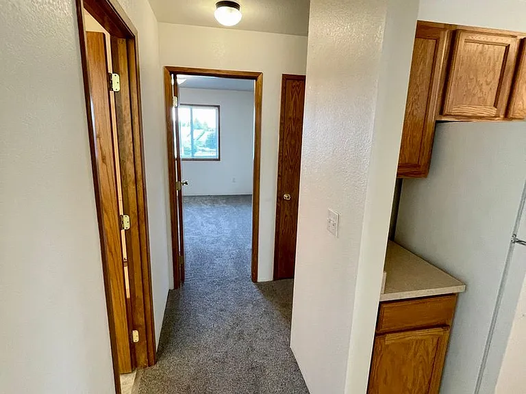 5631 N Hills Dr — Photo 12
