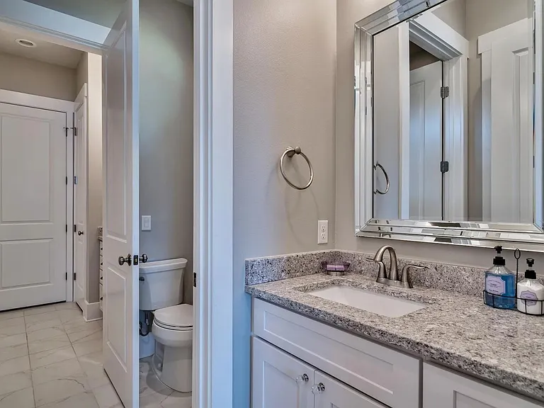 989 Forest Shore Dr — Photo 26