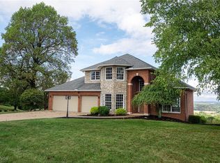 3 Retilly Dr, Coshocton, OH 43812
