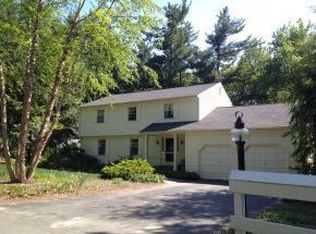 3 Adirondack Rd, Chelmsford, MA 01824