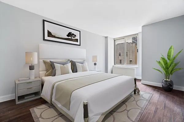 Sold by Voro, LLC | media 20