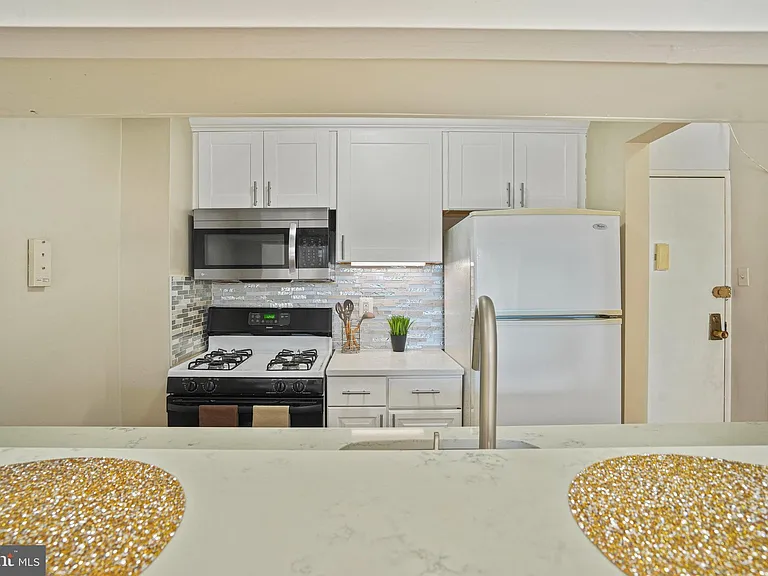 11801 Rockville Pike #207 — Photo 10
