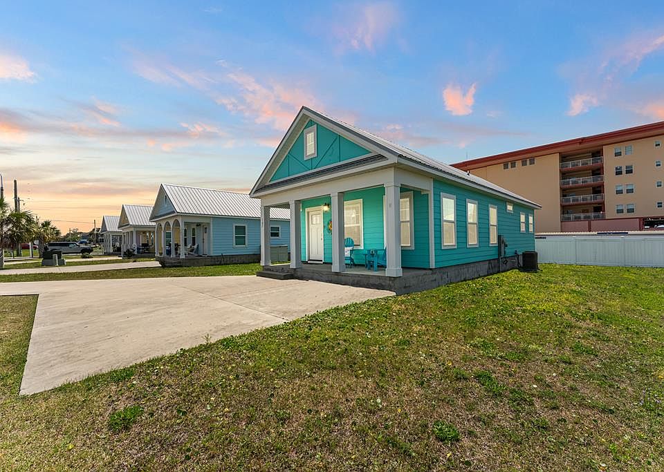 1st image of 107 Ocean View Dr