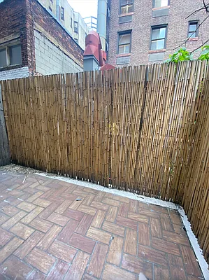 Rented by Manhattan Dwelling Corporation | media 2