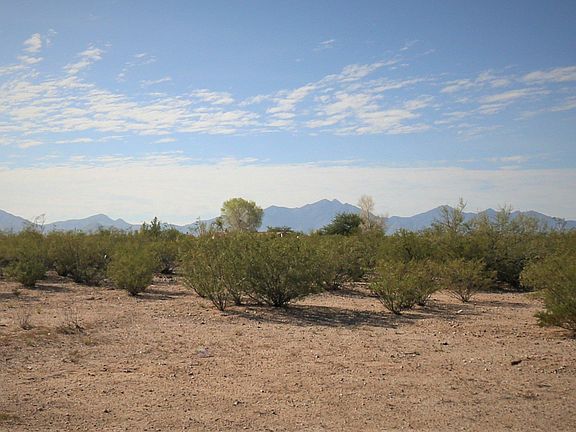 3rd image of 6540 E Camino Aurelia