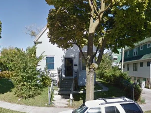 624 W Chambers St, Milwaukee, WI 53212
