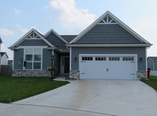 101 Cattail Ave, Savoy, IL 61874