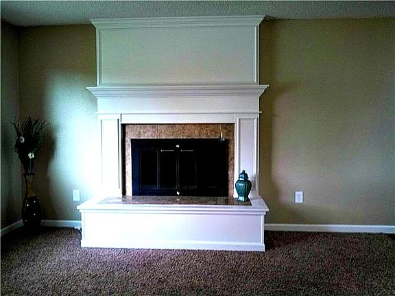 4th image of 6860 NE Helena Ct