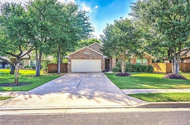 1st image of 9208 Ovalla Dr