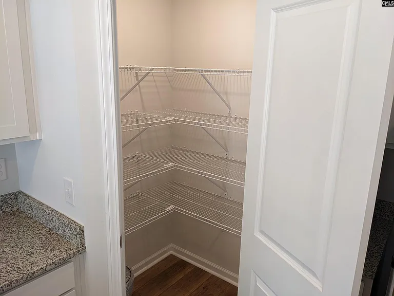531 Moresby Way — Photo 25
