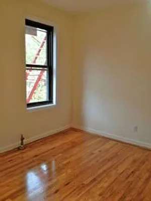 Rented by Sovereign Associates | media 26