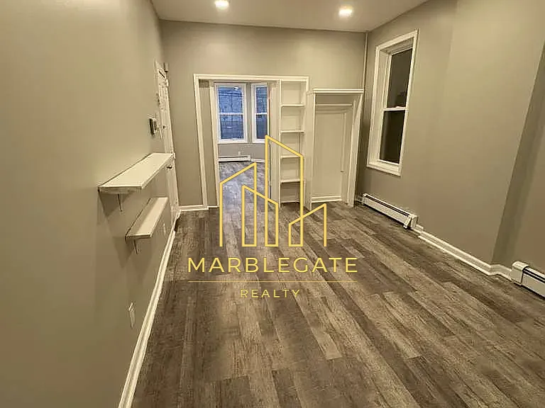 367 Morris Ave #22 — Photo 7