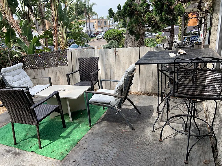 1940 Thomas Ave — Photo 14