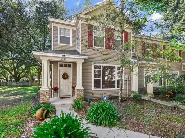 2139 Golden Oak Ln, Valrico, FL 33594