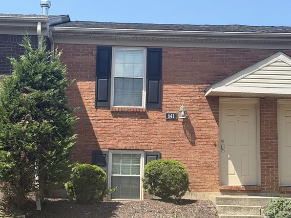 541 El Paseo Pl, Lexington, KY 40517