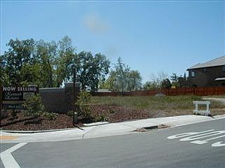 2nd image of 8490 London Plain Ct