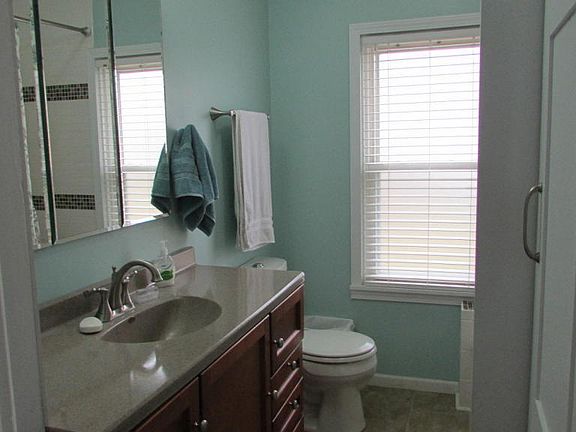 5th image of 321 Lawton St