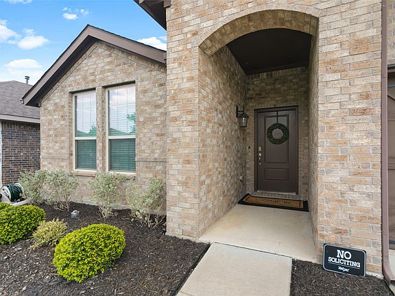 2nd image of 4148 Agatha Ln