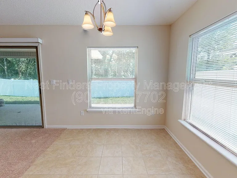 11561 Sycamore Cove Ln — Photo 13