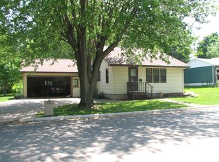 535 North Elm Street, Platteville, WI 53818