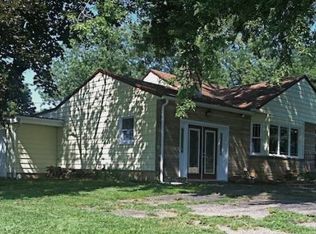 9 Crestview Dr, Fredericktown, OH 43019
