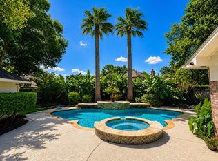 412 Melodywood Dr, Friendswood, TX 77546