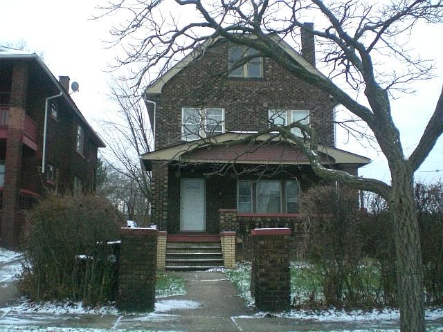 1st image of 10302 Rosehill Ave
