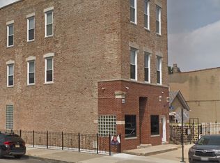 2115 S Wood St #3S, Chicago, IL 60608