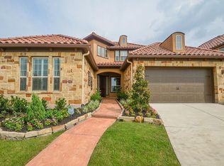 83 Silent Manor Dr, Sugar Land, TX 77498