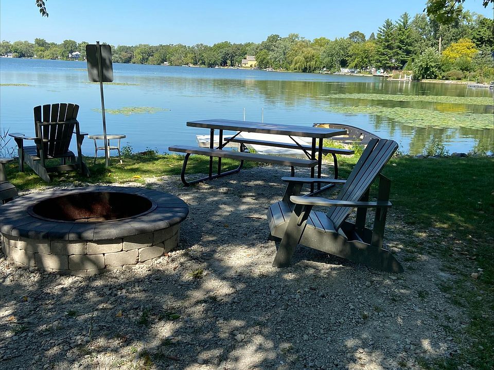 274 S. Lake Street 274 S Lake St Grayslake IL Zillow