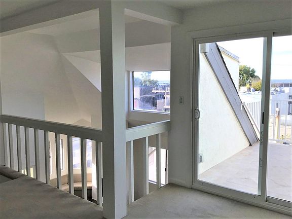 5th image of 24 Westwind St APT C
